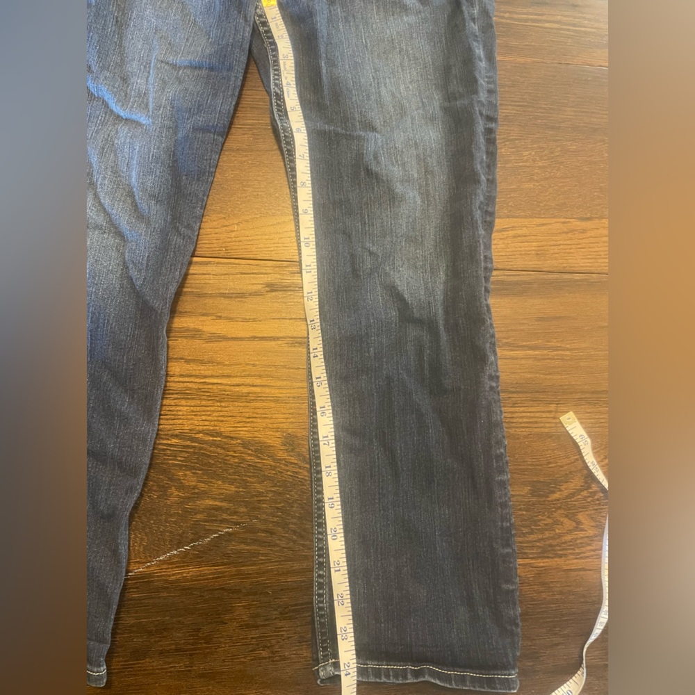 Apt. 9 Capris - image 2